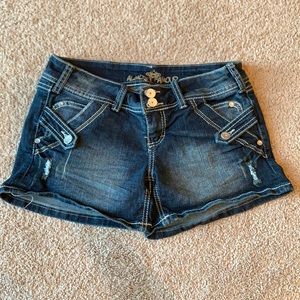 Almost famous shorts